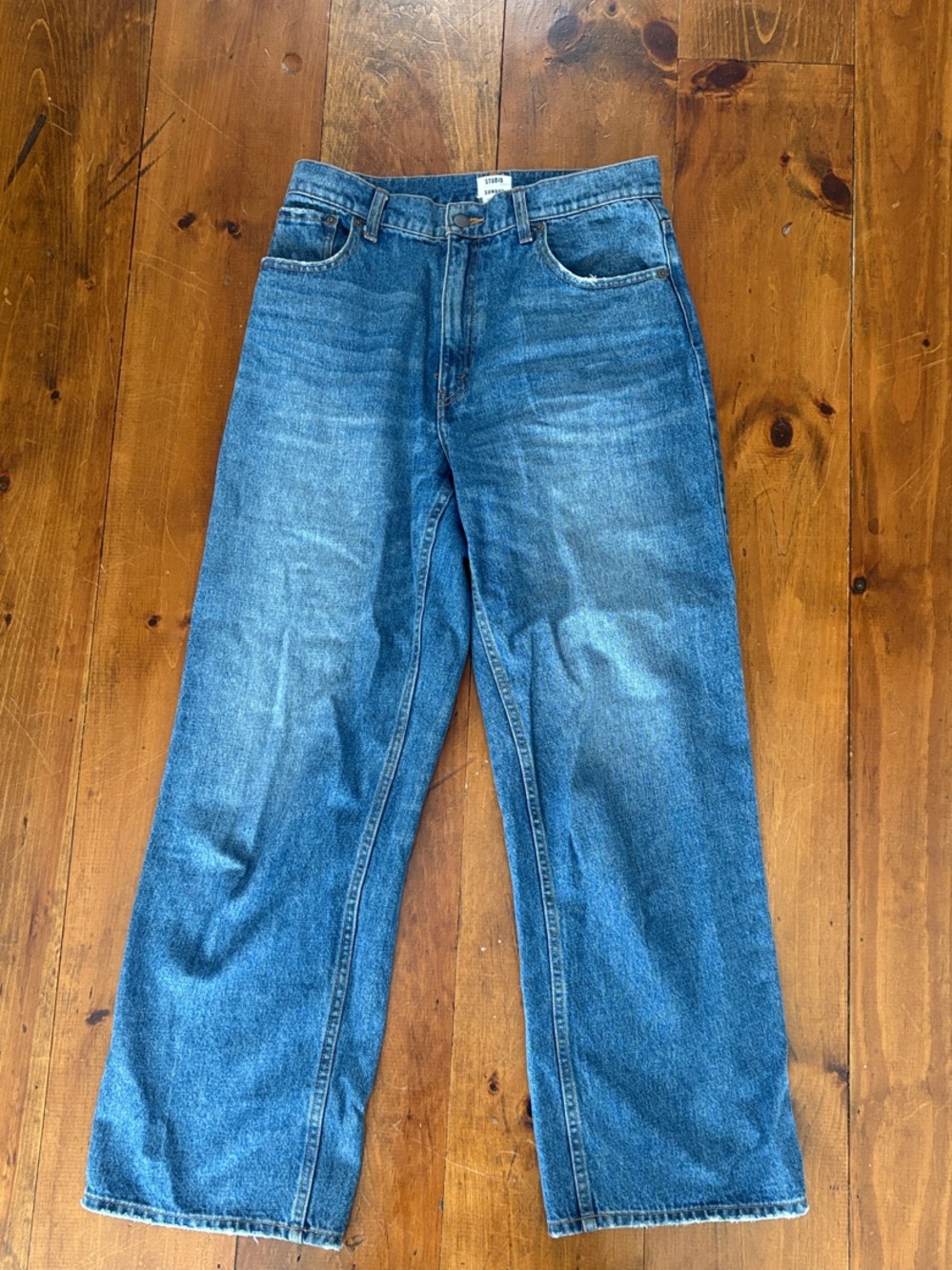 High-Rise Wide Leg Women's Jeans in Medium Blue